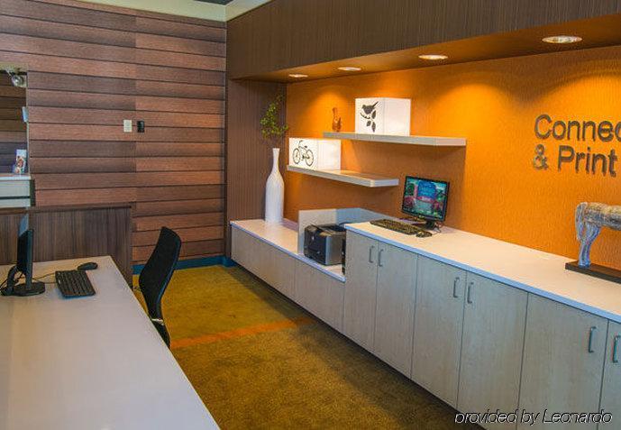 Chester Inn & Suites Sharonville Bagian luar foto